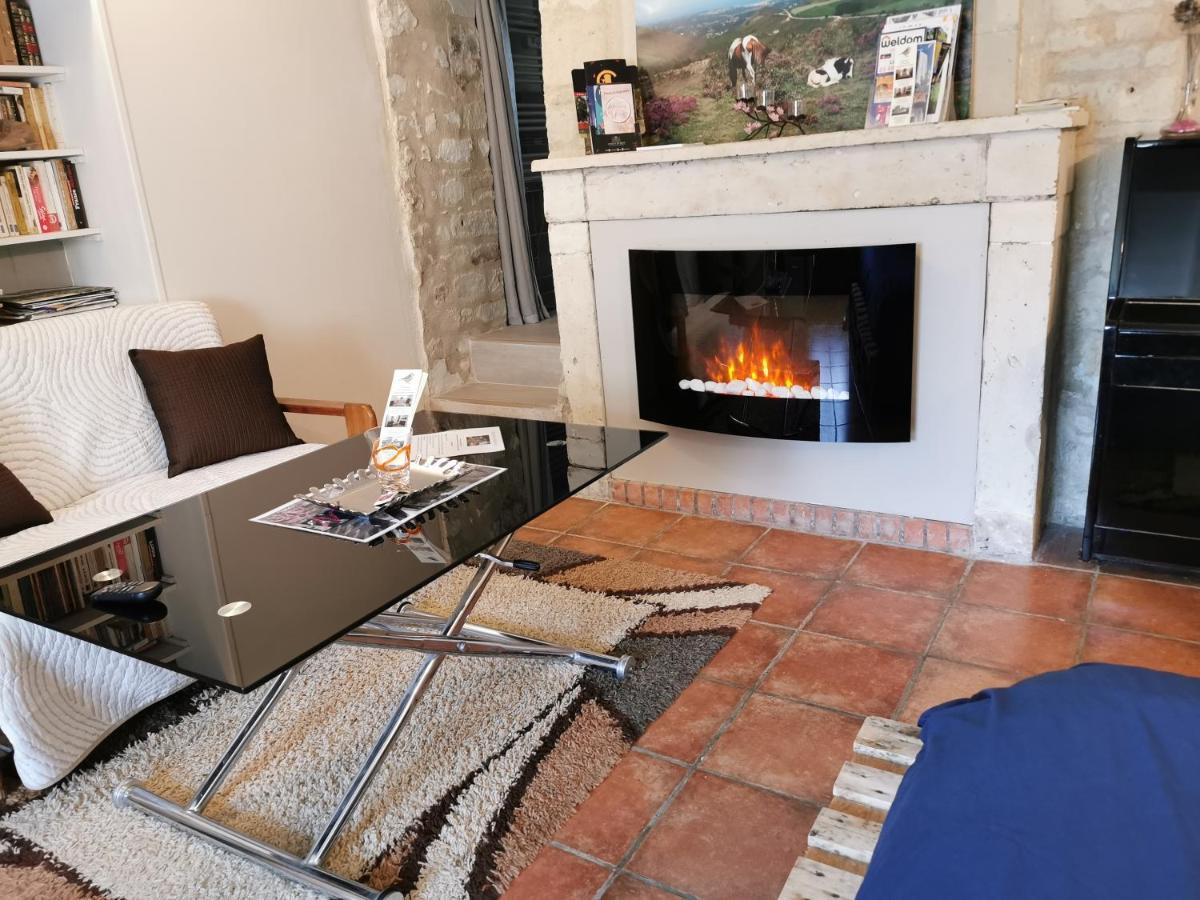 Petit Havre De Tranquillite Apartment Loudun Bagian luar foto