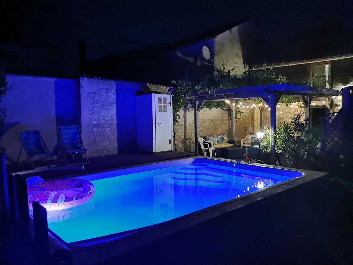 Petit Havre De Tranquillite Apartment Loudun Bagian luar foto